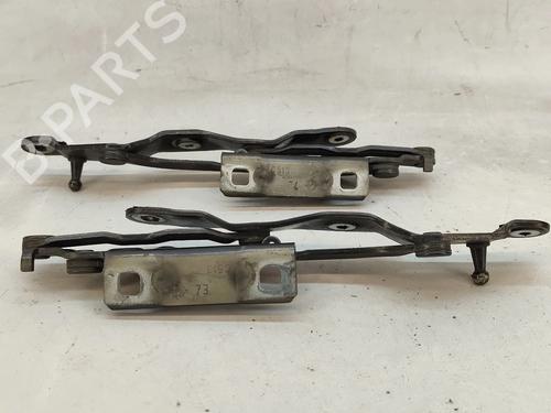Used Hinge/Door check strap Hinge/Door check strap FIAT LINEA (323_, 110_) 1.3 D Multijet (323AXB11, 323AXB1A) (90 hp) 30518760 30518760