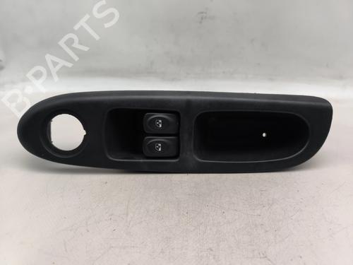 Used Left front window switch Left front window switch RENAULT CLIO II (BB_, CB_) 1.2 (BB0A, BB0F, BB10, BB1K, BB28, BB2D, BB2H, CB0A,... (58 hp) 30301063 30301063