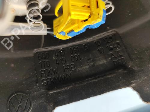 steering-wheel-vw-fox-hatchback-5z1-5z3-5z4-2003-2004-2005-2006-2007-2008-2009-2010-2011-2012-2013-2014-2015-33024637 main image