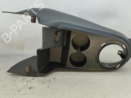 Used Middle console Middle console VW FOX Hatchback (5Z1, 5Z3, 5Z4) 1.2 (55 hp) 33024669 33024669