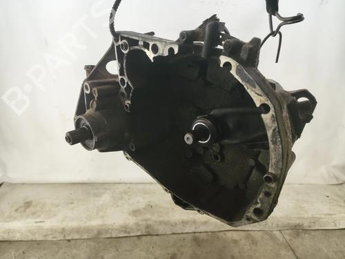 Boîte de vitesses RENAULT 19 II (B/C53_) 1.4 (80 hp) 33046986