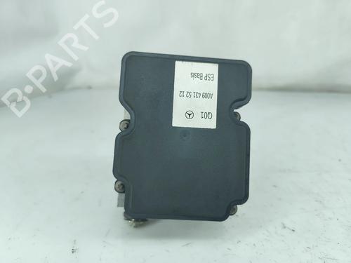abs-pump-mercedes-benz-cla-coupe-c117-2013-2014-2015-2016-2017-2018-2019-33043652 main image