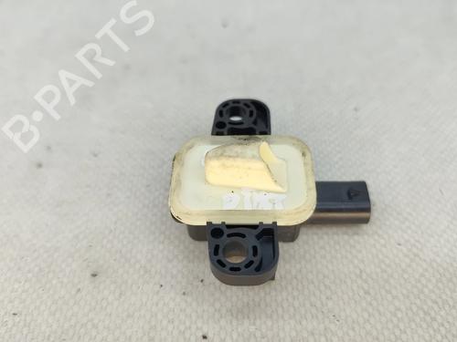 Used Electronic sensor Electronic sensor MERCEDES-BENZ CLA Coupe (C117) CLA 180 (117.342) (122 hp) 33043753 33043753