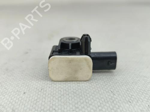 Used Electronic sensor Electronic sensor MERCEDES-BENZ CLA Coupe (C117) CLA 180 (117.342) (122 hp) 33043759 33043759