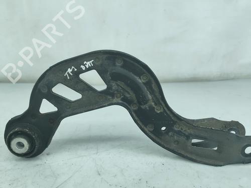 Højre bagtil bærearm MERCEDES-BENZ CLA Coupe (C117) CLA 180 (117.342) (122 hp) 33043708