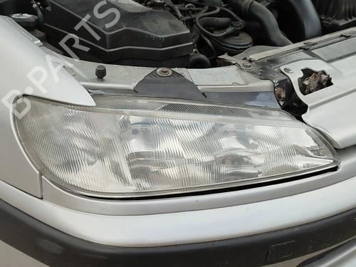 Used Right headlight Right headlight PEUGEOT 406 (8B) 2.0 HDI 110 (109 hp) 33128505 33128505