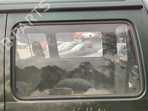 Panel rude bagtil venstre NISSAN VANETTE CARGO Van (HC 23) 2.3 D (75 hp) 33128538