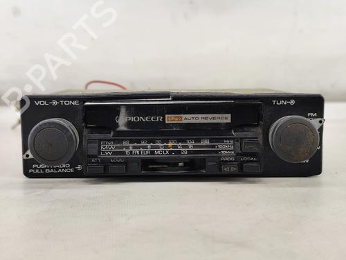 Used Radio Radio 30528453 30528453