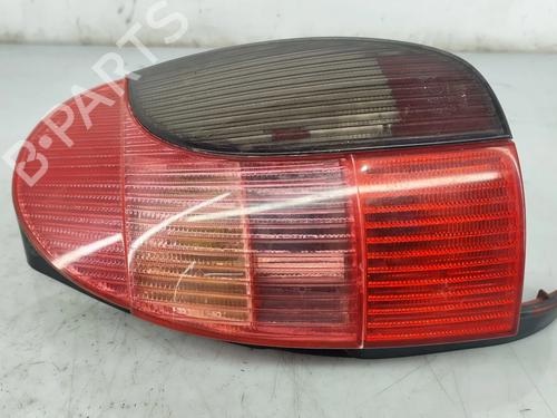 Used Right taillight Right taillight PEUGEOT 306 Break (7E, N3, N5) 1.4 (75 hp) 30377841 30377841