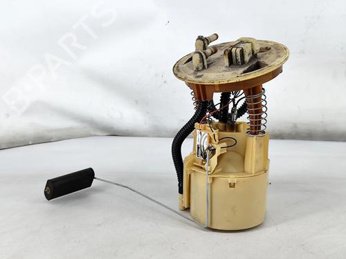 Used Fuel pump Fuel pump RENAULT MEGANE Scenic (JA0/1_) 1.4 i (JA0E) (75 hp) 30401028 30401028