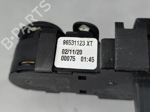 Left front window switch PEUGEOT 307 Break (3E) 1.6 HDi 110 | BP33171052I27 - Image 8