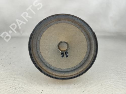 speaker-mercedes-benz-cla-coupe-c117-2013-2014-2015-2016-2017-2018-2019-33043875 main image