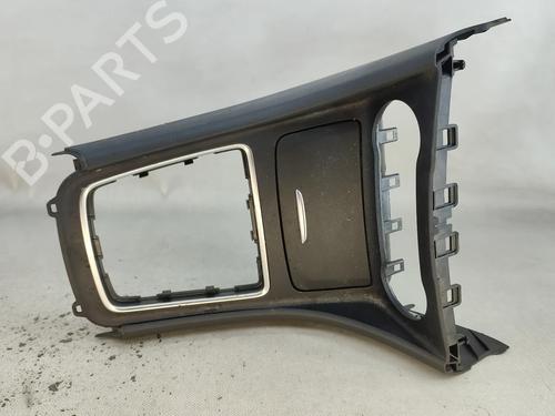 Middle console MERCEDES-BENZ CLA Coupe (C117) CLA 180 (117.342) | BP33043883I22 - Image 1