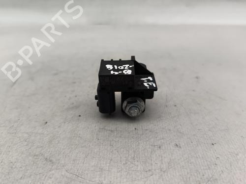 Used Electronic module Electronic module RENAULT MEGANE IV Hatchback (B9A/M/N_) 1.5 dCi 110 (B9A3) (110 hp) 33174393 33174393