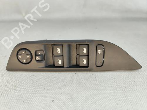 Used Left front window switch Left front window switch 33116579 33116579