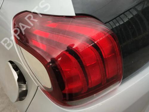 left-taillight-peugeot-108-2014-33183634 main image
