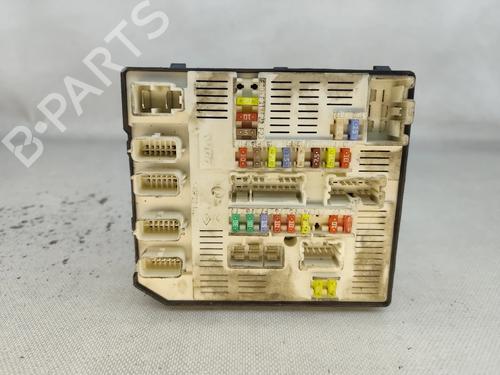 fuse-box-renault-megane-iii-coupe-dz01_-2008-2009-2010-2011-2012-2013-2014-2015-2016-33116705 main image