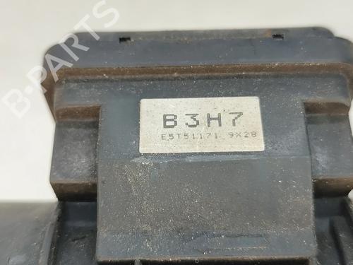 Mass air flow sensor MAZDA DEMIO (DW) 1.3 i 16V (DW3W) | BP33116728M95 - Image 5