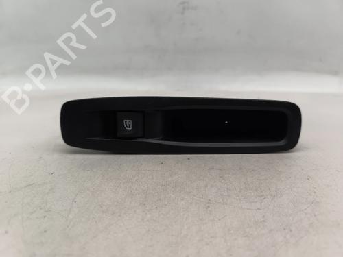 Used Left rear window switch Left rear window switch RENAULT MEGANE IV Hatchback (B9A/M/N_) 1.5 dCi 110 (B9A3) (110 hp) 33174368 33174368