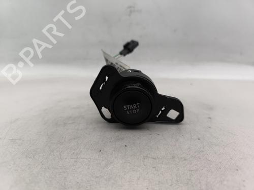 Used Switch Switch RENAULT MEGANE IV Hatchback (B9A/M/N_) 1.5 dCi 110 (B9A3) (110 hp) 33174369 33174369