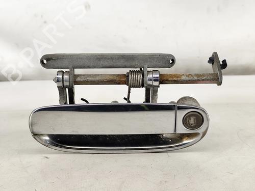 Used Front left exterior door handle Front left exterior door handle ALFA ROMEO 166 (936_) 2.4 JTD (936A2A__) (136 hp) 26721064 26721064