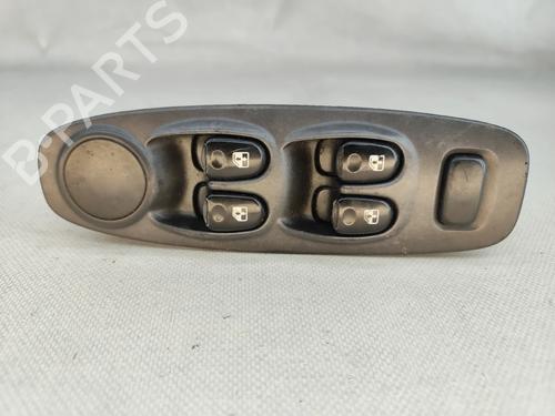 Used Left front window switch Left front window switch HYUNDAI ACCENT II (LC) 1.3 (86 hp) 31263825 31263825