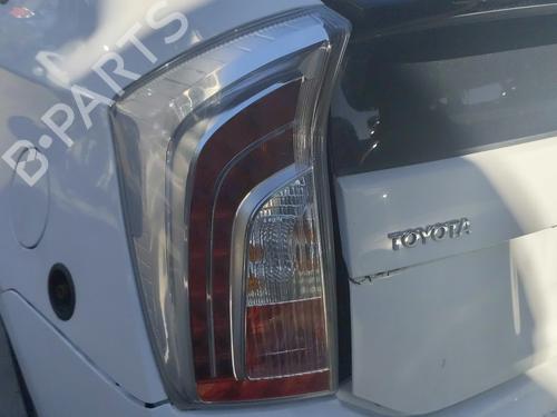 left-taillight-toyota-prius-_w3_-2008-2009-2010-2011-2012-2013-2014-2015-2016-33210129 main image