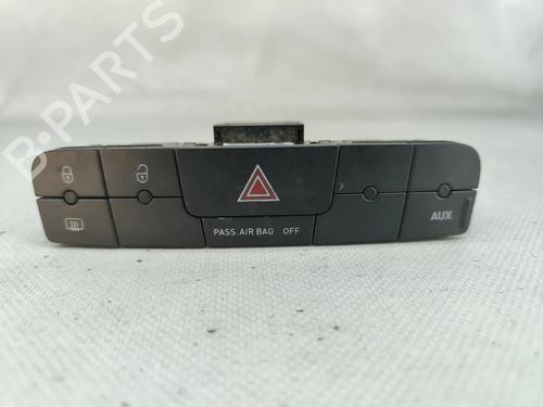 Used Switch Switch SEAT IBIZA IV ST (6J8, 6P8) 1.2 TDI (75 hp) 30510708 30510708