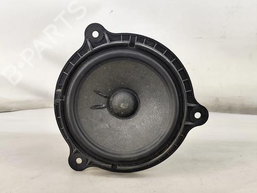 speaker-renault-megane-iv-hatchback-b9amn_-2015-33174343 main image