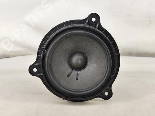 speaker-renault-megane-iv-hatchback-b9amn_-2015-33174342 main image