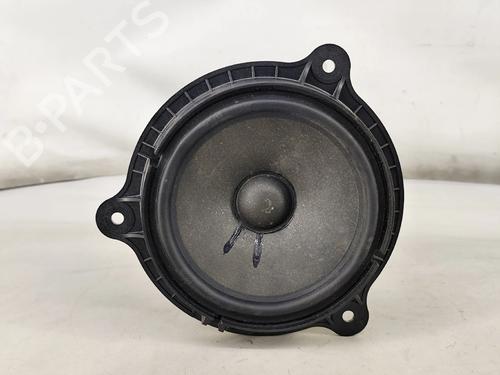 speaker-renault-megane-iv-hatchback-b9amn_-2015-33174341 main image