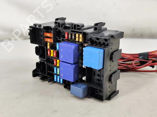 Fuse box RENAULT MEGANE IV Hatchback (B9A/M/N_) 1.5 dCi 110 (B9A3) | BP33174336E1 - Image 3