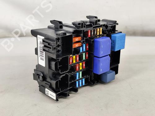 Fuse box RENAULT MEGANE IV Hatchback (B9A/M/N_) 1.5 dCi 110 (B9A3) | BP33174336E1 - Image 2