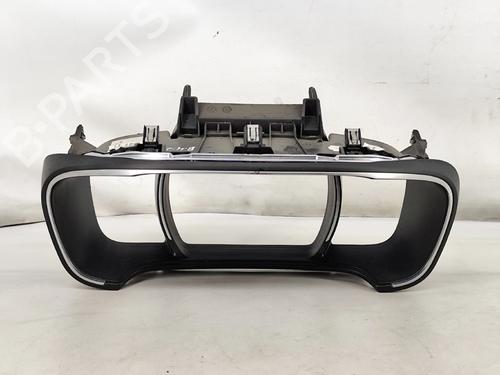 other-renault-megane-iv-hatchback-b9amn_-2015-33174321 main image