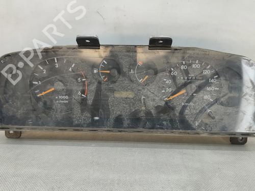 Used Instrument cluster Instrument cluster FORD MAVERICK (UDS, UNS) 2.7 TD (125 hp) 31016211 31016211