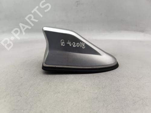 Antenne/Base RENAULT MEGANE IV Hatchback (B9A/M/N_) 1.5 dCi 110 (B9A3) | BP33174373C140 - Image 2
