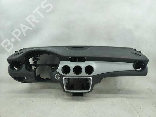 Used Dashboard Dashboard 33219857 33219857