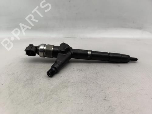 injector-nissan-almera-ii-hatchback-n16-2000-30301091 main image