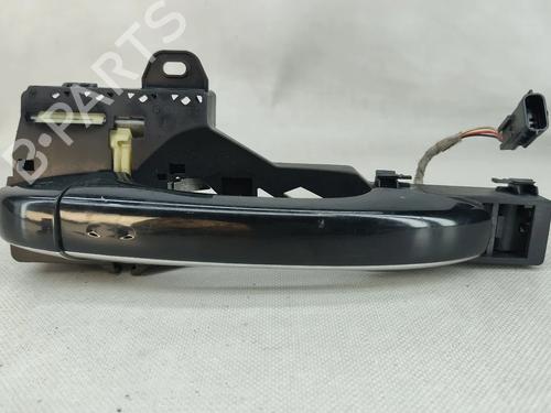 Used Front left exterior door handle Front left exterior door handle 30779184 30779184