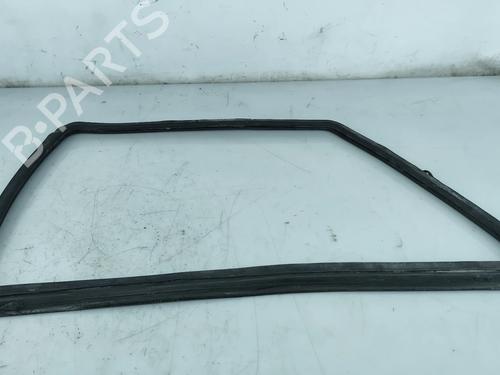 Used Rubber door seal Rubber door seal TOYOTA STARLET (_P7_) 1.0 (EP70L, EP70R) (54 hp) 31278866 31278866