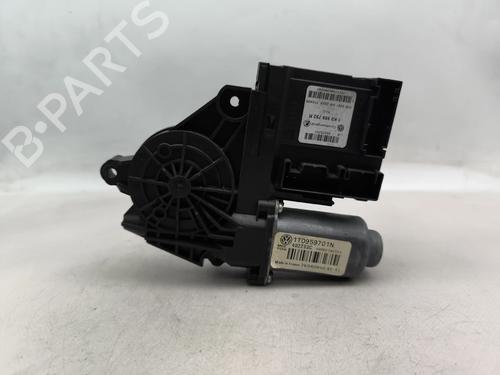 Used Left front window motor Left front window motor VW TOURAN (1T1, 1T2) 1.9 TDI (105 hp) 30457639 30457639