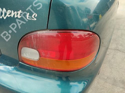 Used Right taillight Right taillight HYUNDAI ACCENT I (X-3) 1.3 i 12V (84 hp) 33244813 33244813