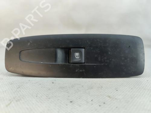 Used Right rear window switch Right rear window switch RENAULT GRAND SCÉNIC IV (R9_) 1.7 Blue dCi 120 (R9A7, R9A8) (120 hp) 30779194 30779194