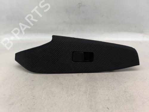 Used Right rear window switch Right rear window switch 33174236 33174236