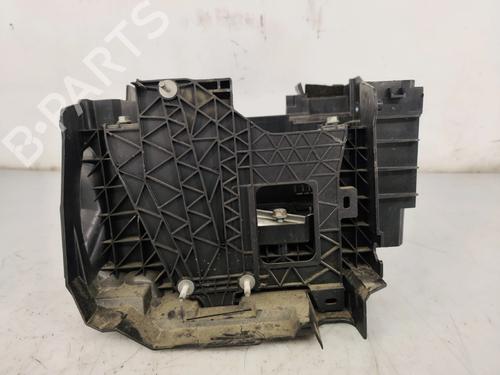 Støtte Støtte RENAULT MEGANE IV Hatchback (B9A/M/N_) 1.5 dCi 110 (B9A3) (110 hp) 33303562 33303562