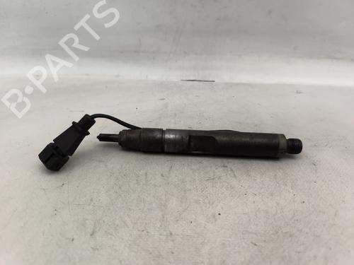 injector-vw-passat-b5-3b2-1996-1997-1998-1999-2000-2001-30323656 main image