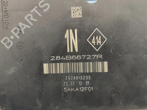 Fuse box RENAULT MEGANE IV Hatchback (B9A/M/N_) 1.5 dCi 110 (B9A3) | BP33303597E1  - Image 8