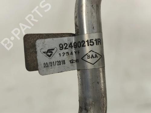 AC pipe RENAULT MEGANE IV Hatchback (B9A/M/N_) 1.5 dCi 110 (B9A3) | BP33303599M126 - Image 5