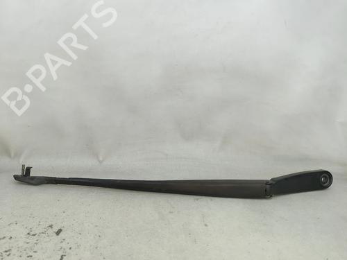 Used Front windshield wiper arm Front windshield wiper arm 33267302 33267302