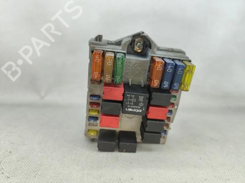 Used Fuse box Fuse box FIAT PUNTO Hatchback Van (188_) 1.3 JTD (69 hp) 33267308 33267308